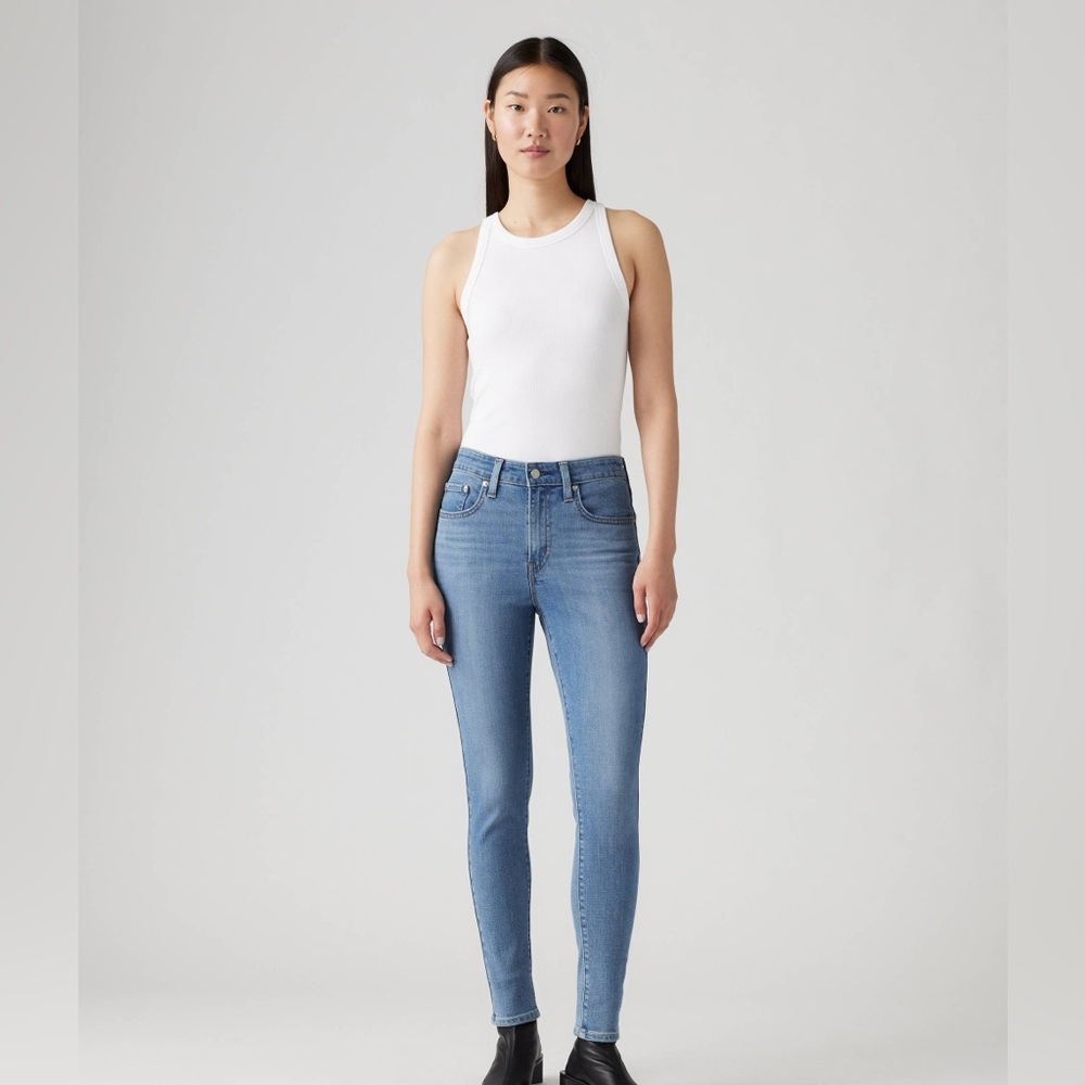 Levi’s 721 High Rise Skinny Jeans